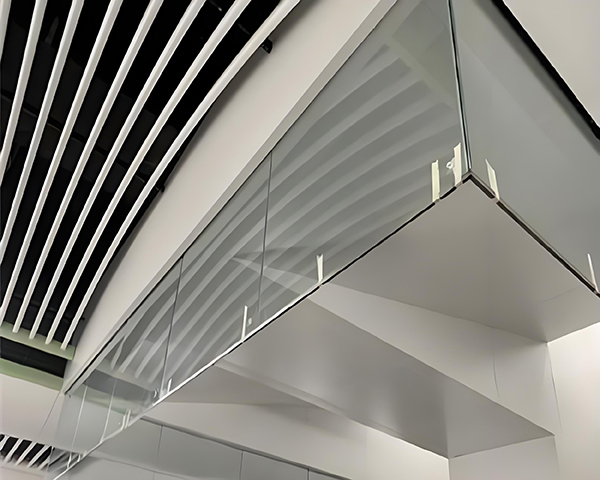 定边玻璃定边挡烟垂壁 定边玻璃定边挡烟垂壁