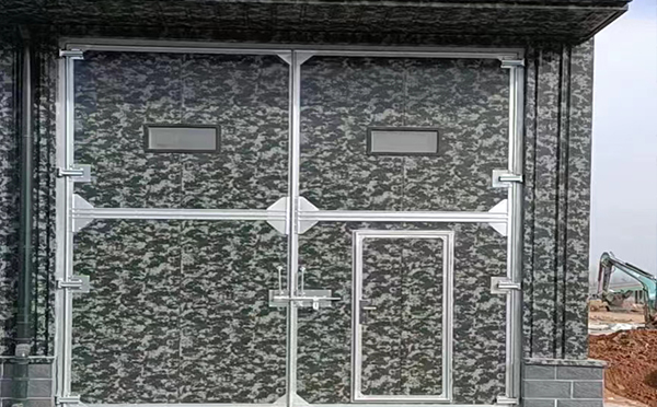 定边工业平开门