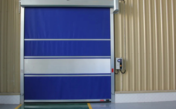 选择定边快速定边卷帘门时的注意事项