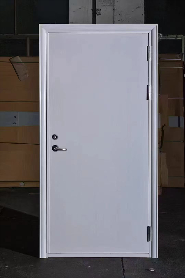 社区活动中心加装定边防火门保障居民安全